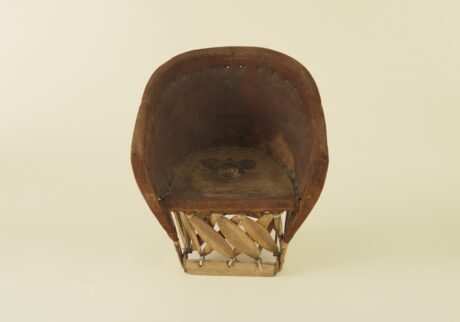 キッズサイズのメキシコのエキパルチェア。骨董王子・郷古隆洋の日用品案内。 キッズサイズのメキシコのエキパルチェア。骨董王子・郷古隆洋の日用品案内。