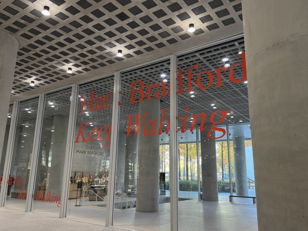 6年ぶりのソウル、建築もアートもやっぱり楽しい。編集後記「ひとりでも、韓国・ソウルへ」 | 龍山（ヨンサン）エリアのアモーレパシフィック本社の1階に美術館はあります。