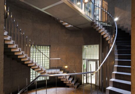 理想の物件を求めて、東京・神保町へ。SNSの対話から生まれた、ミニシアターの輪。写真と文：稲田良子 (ミニシアター『シネマリス』支配人) #2