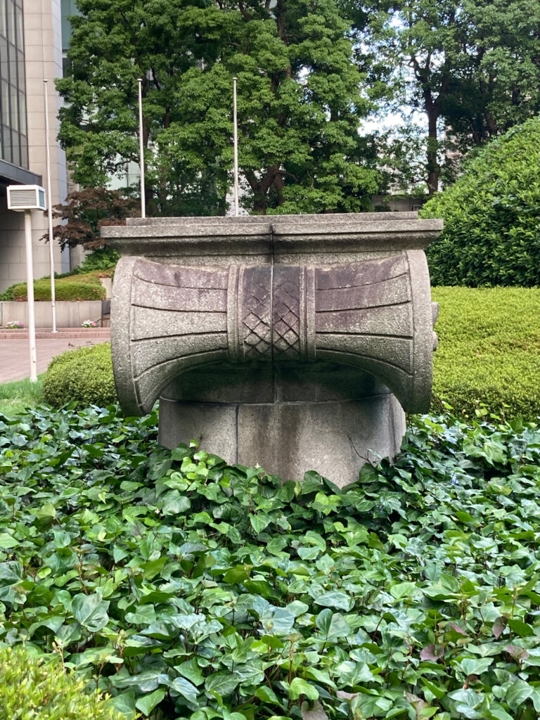 東京・丸の内で見つけた、古代ギリシャの断片。写真と文：長谷川 香 (建築史家) #2