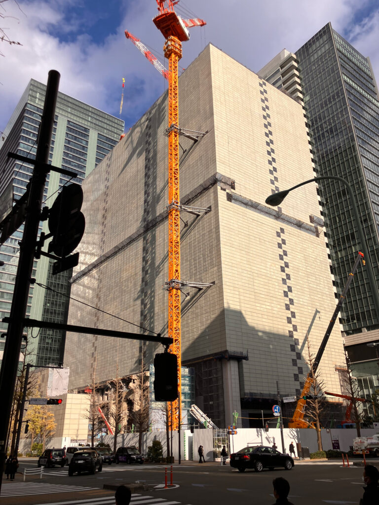 10_三菱銀行本店解体中1