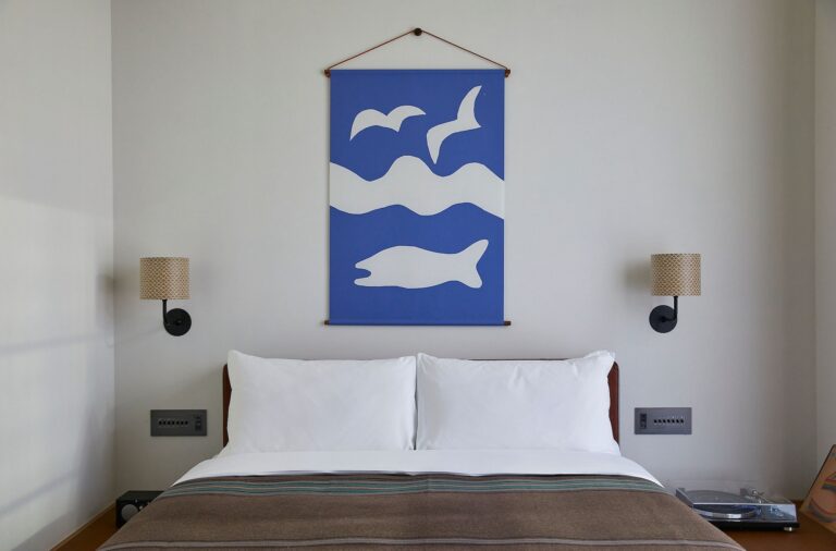 AceHotelKyoto3523 | 30平米の客室「スタンダードキング」。 AceHotelKyoto3523 | 30平米の客室「スタンダードキング」。