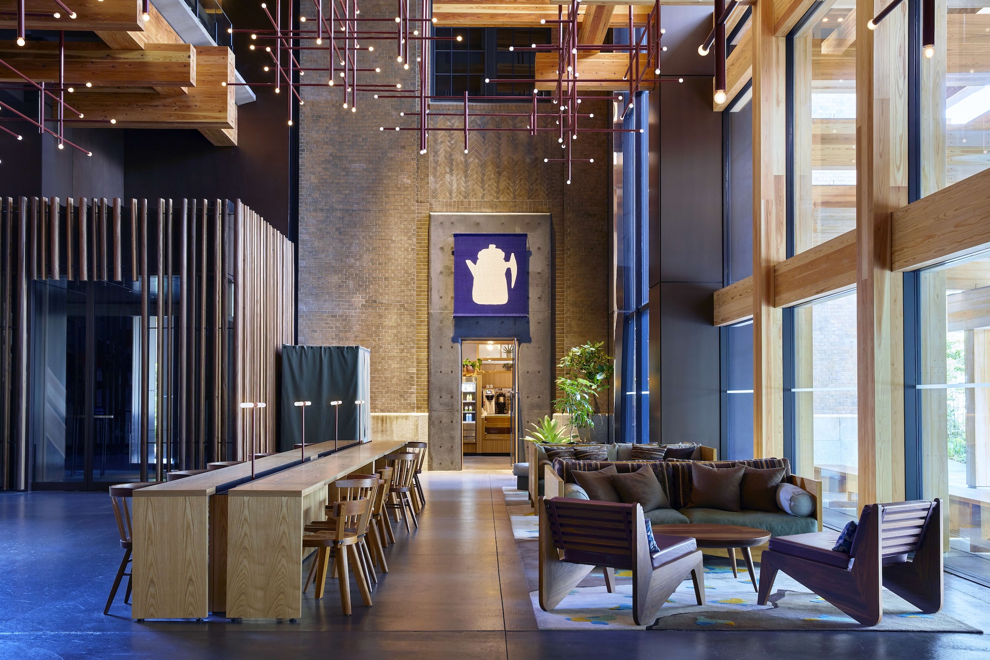 【会員限定プレゼント】最新号「京都、ローカルガイド」。京都・烏丸御池『エースホテル京都』の宿泊券 (1泊1室) を1名に。