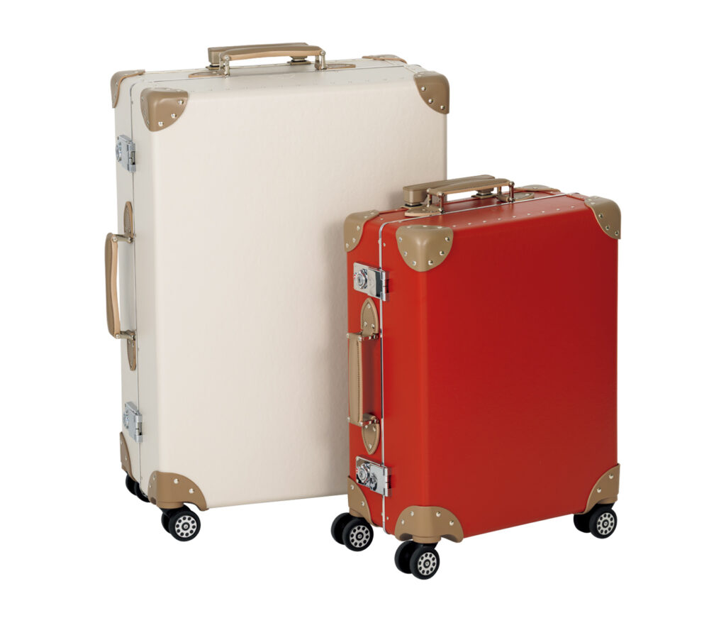 GLOBE−TROTTER suitcase