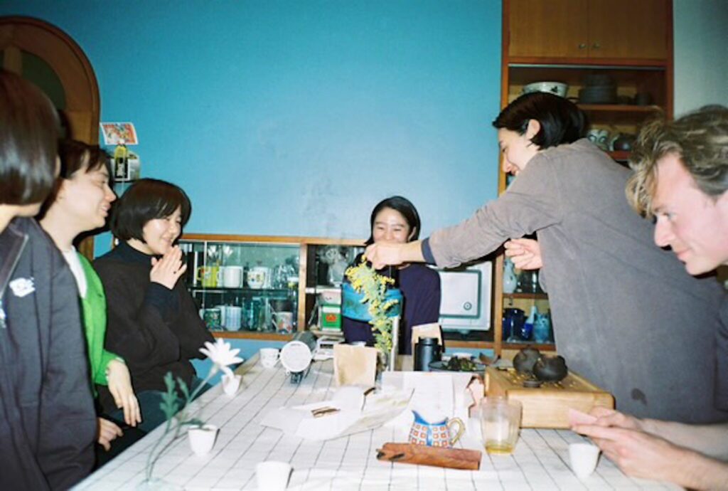 もっと気軽に、お茶しよ。写真家・小林真梨子さんのシェアハウスで、中国茶会。写真と文：後藤景太郎 (『茶酔 (ochayoi) 』主宰) #1 | photo:Mariko Kobayashi