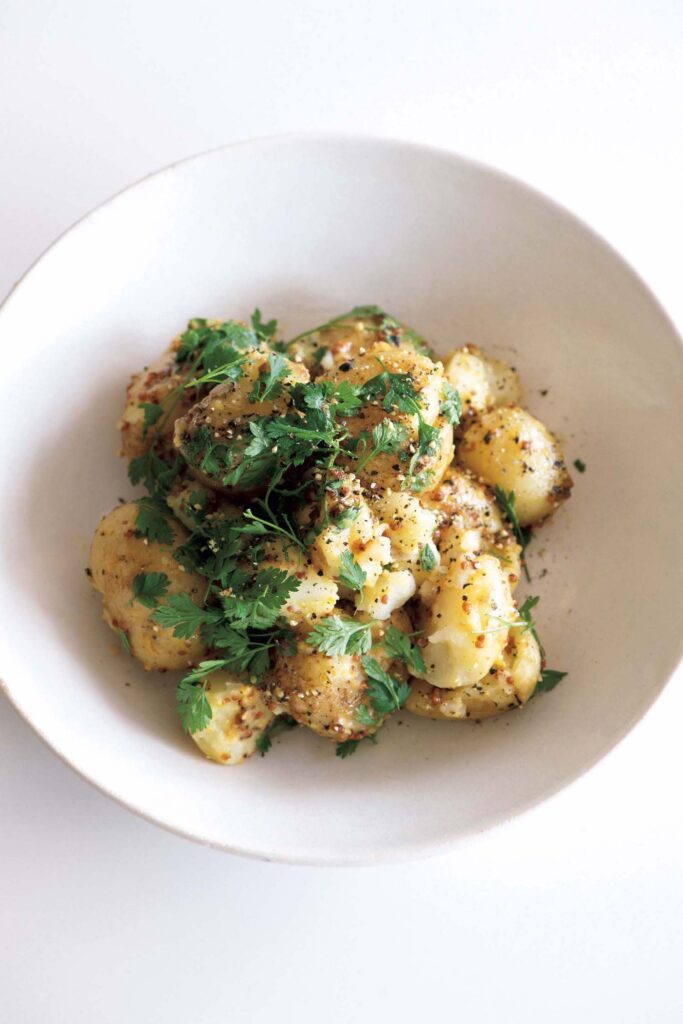 春野菜とハーブの洋食。渡辺有子の料理教室3年目3月