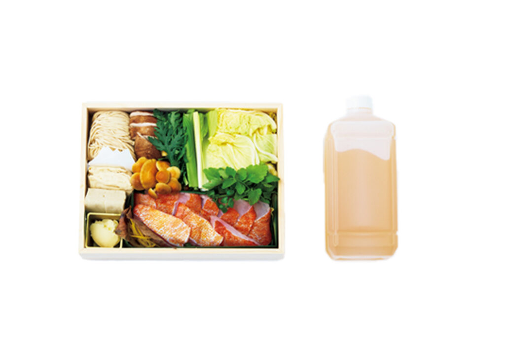 「その日、その時、一番状態の良い天然ハタを厳選してお届けします」。丁寧に手当てをした神経締めのハタを主役に季節の野菜と〆の麺がセットになっており、冬から春先にかけては山菜も入る。味変用のバターはチャーン製法の北海道バター。冷蔵便で届く。2人前￥16,500。お待ちかね、今年の冬のお取り寄せ。ベテランフードライターのぴいさんがお贈りする厳選うまいものガイド。