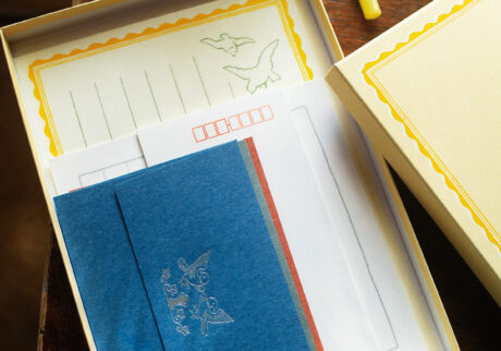 自分だけのレターセットを作れる、『京都鳩居堂』の「レターバイキング」。