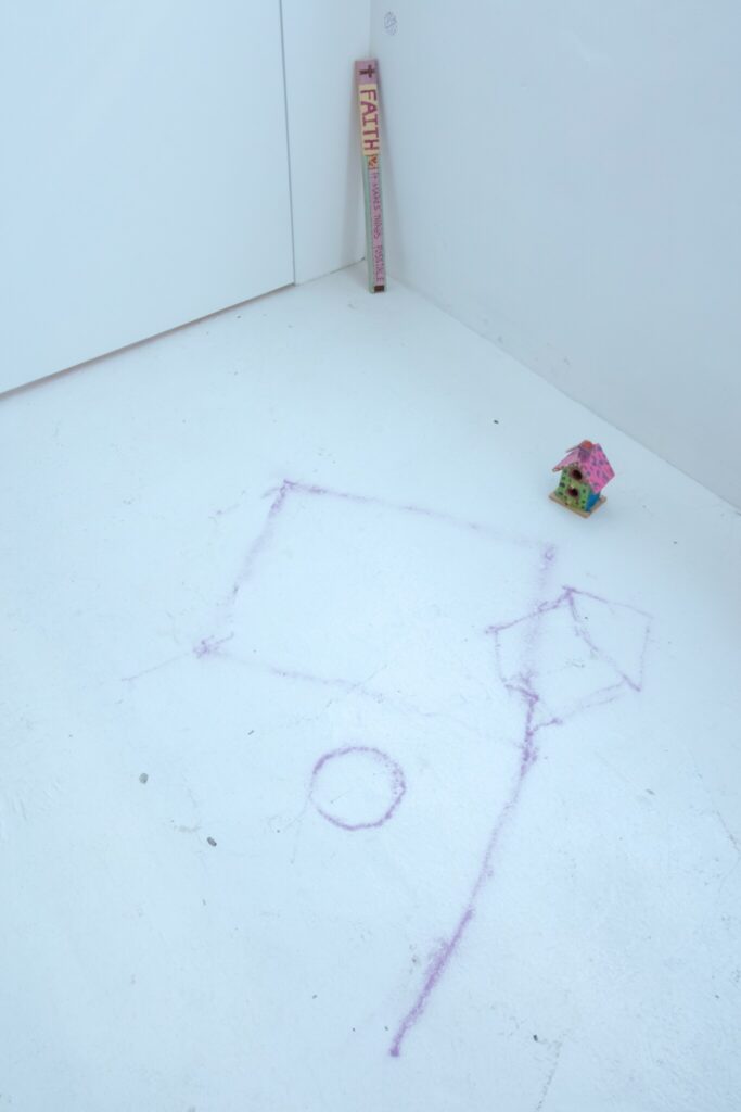 photo：濱田晋銀杏の木に「ひっかかってしまって」いた、白いドクロの行方。写真と文：浅見旬 (編集者、ライター) #3 | photo：濱田晋