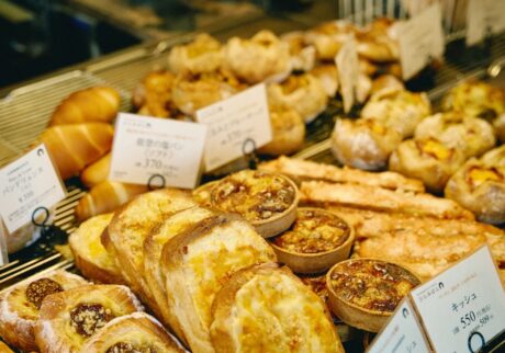 常時30〜40種は揃えている。”五郎島金時”など、地元の素材を使用しているメニューが多い。 | 常時30〜40種は揃えている。"五郎島金時"など、地元の素材を使用しているメニューが多い。