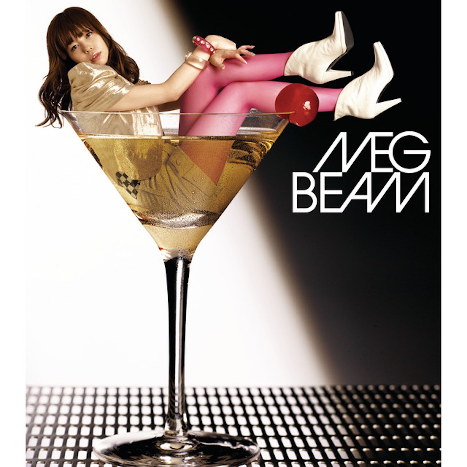 プロデューサー、シンガーermhoiさんが選ぶ土曜の朝と日曜の夜の音楽。vol.2