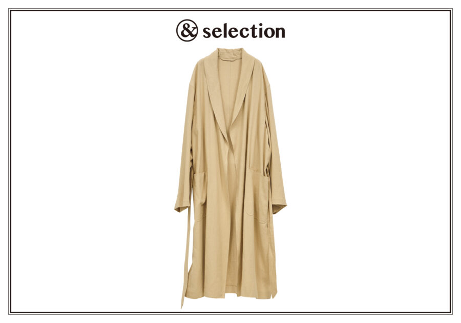 春先に活躍する、さらりとした肌触りが心地いい〈コモリ〉のコート。 春先に活躍する、さらりとした肌触りが心地いい〈コモリ〉のコート。