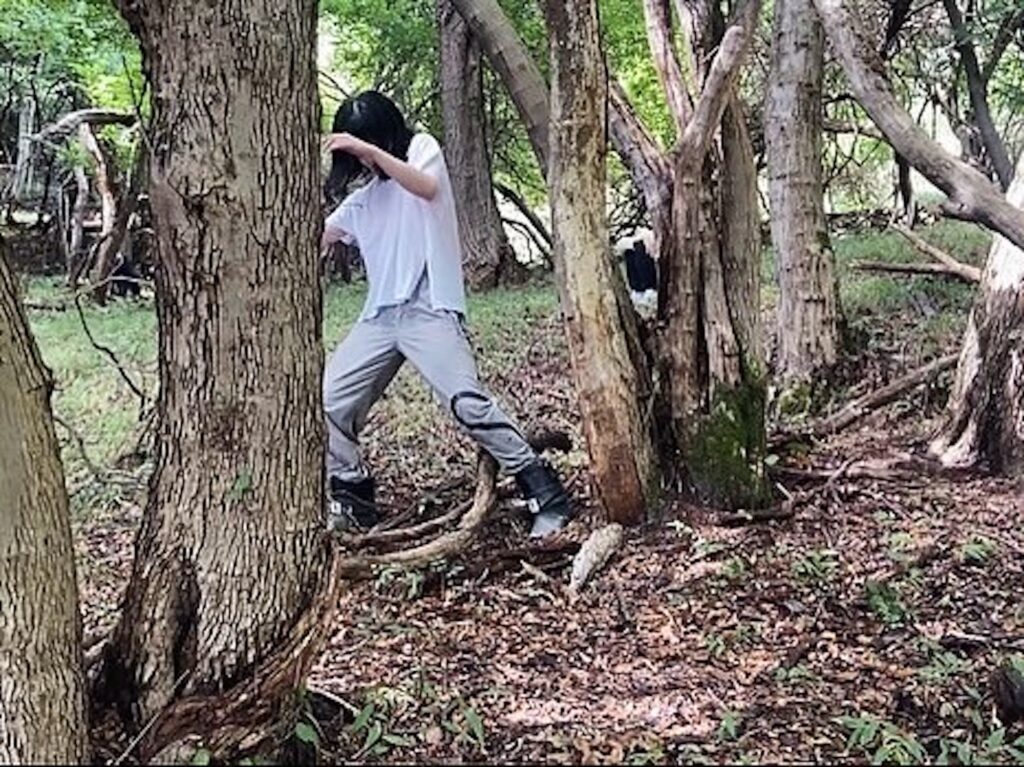 長野の山奥で、土を蹴る。私を踊る。思いつき、ひとり旅3。写真と文：祷 キララ (女優) #3