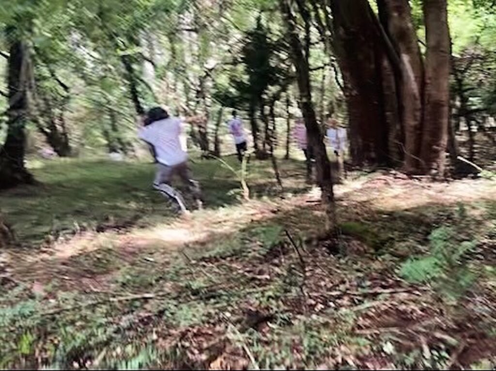 長野の山奥で、土を蹴る。私を踊る。思いつき、ひとり旅3。写真と文：祷 キララ (女優) #3