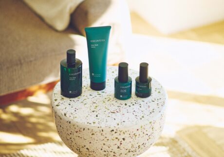 beauty26_04 | 自社農園で栽培しているエーデルワイスを採用。ヘアマスクは、まとまるメルティと、さらりと仕上がるシルキーの2 種。左から、ラ・カスタ エーデルワイスヘアソープ バランス 285㎖ ￥3,850、ヘアマスク メルティ 230ｇ ￥4,070、ヘアフルイド リプレニッシュ 95㎖ ￥4,400、ヘアセラム シールド 80㎖ ￥4,620（アルペンローゼ 0120‒88‒7572）