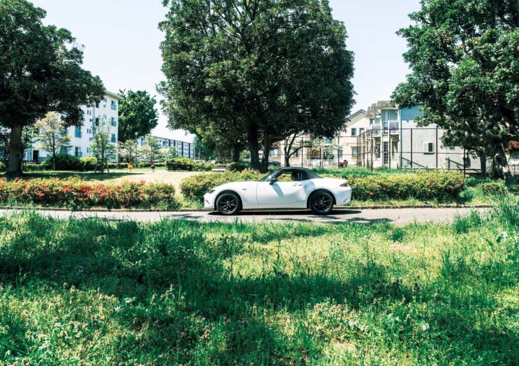 私とクルマ。初の愛車はロードスター。 MINAMI OHBA × MAZDA ROADSTER