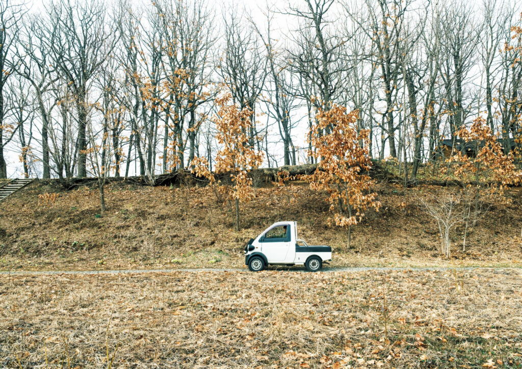 私とクルマ。小さいボディに何でも詰め込んで。 MAYA NAKAMURA × DAIHATSU MIDGET II
