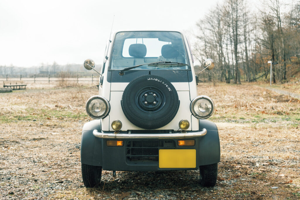 私とクルマ。小さいボディに何でも詰め込んで。 MAYA NAKAMURA × DAIHATSU MIDGET II