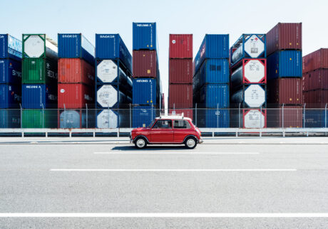 私とクルマ。愛車は同い年のラストミニ。 ASUMI KOZAKAI × ROVER MINI SEVEN