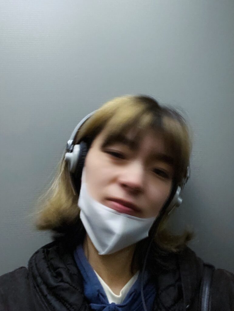 旅は私を救ってくれない。思いつき、一人旅。写真と文 祷 キララ (女優) 