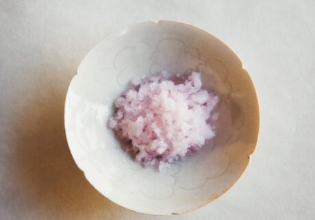 平等院に寄せた「藤氷」。【〈御菓子丸〉が一皿で表す、京都、寺社仏閣の風景 vol.25】