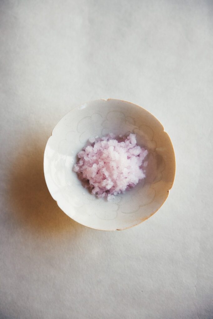 平等院に寄せた「藤氷」。【〈御菓子丸〉が一皿で表す、京都、寺社仏閣の風景 vol.25】