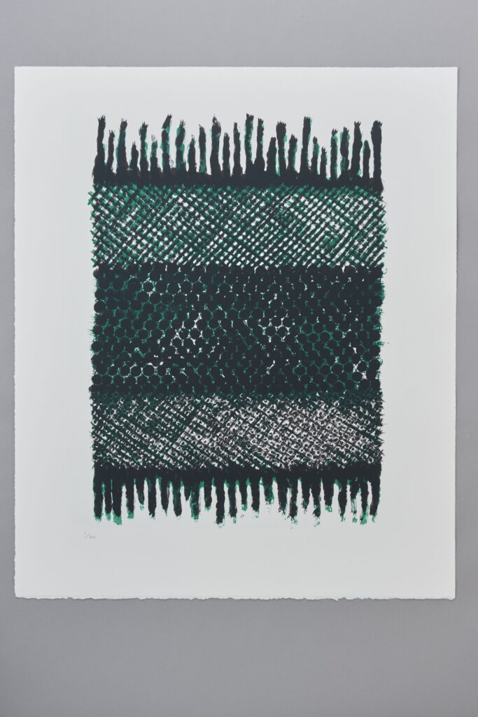 手と空想、その間で生まれた作品が揃う、皆川 明さんの個展「手と空」が京都のギャラリーで開催。 | リトグラフ作品《Knitting the Summer Days》。