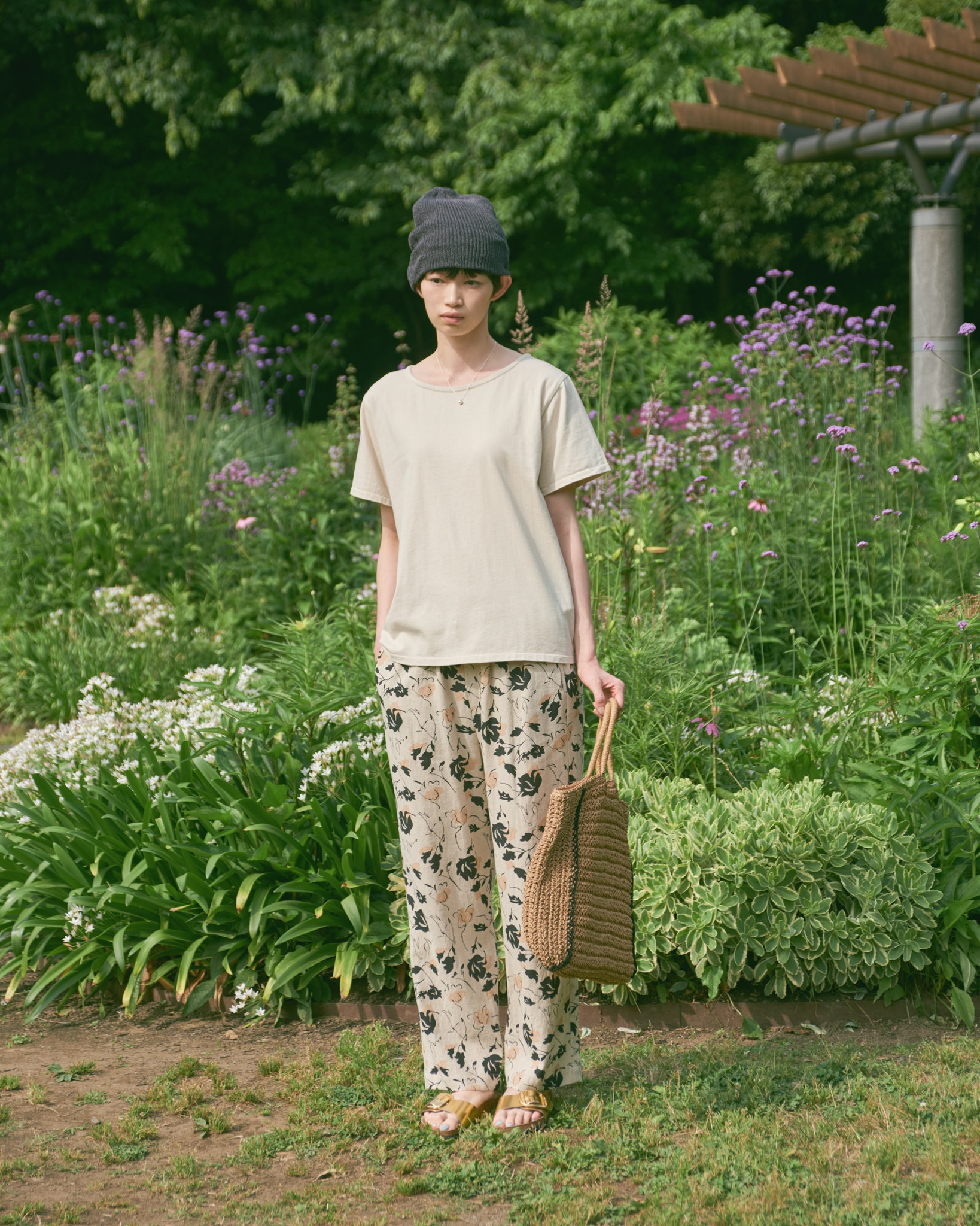 サステナブルな未来につながる〈Grow Organic〉×〈URBAN RESEARCH DOORS〉のTシャツ。 サステナブルな未来につながる〈Grow Organic〉×〈URBAN RESEARCH DOORS〉のTシャツ。