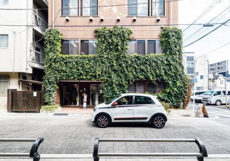私とクルマ。可能性を広げてくれる確かな相棒。 MIKI SEGAWA × RENAULT TWINGO PACK SPORT