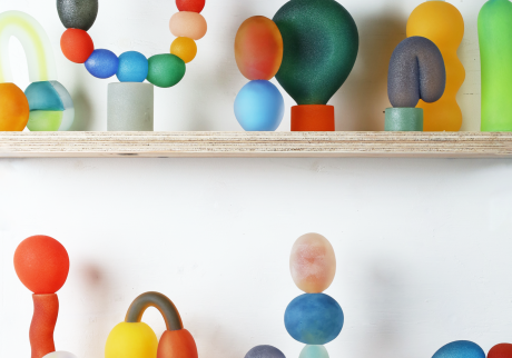 ガラス作家・高橋漠の個展「Grown Objects」が東京・千駄ヶ谷の『Playmountain』で5月16日より開催。