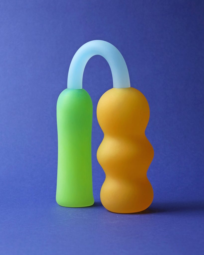 ガラス作家・高橋漠の個展「Grown Objects」が東京・千駄ヶ谷の『Playmountain』で5月16日より開催。 ガラス作家・高橋漠の個展「Grown Objects」が東京・千駄ヶ谷の『Playmountain』で5月16日より開催。
