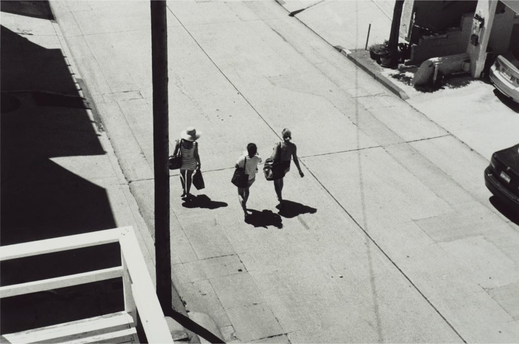 30年に及ぶカリフォルニアのアンソロジーが詰まった、写真家・戎康友さんの写真集「A Whole Califorinia Anthology 1993-2025」が刊行。