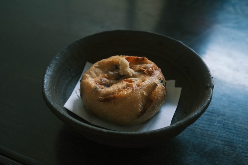 『湯宿さか本』の名物、朝ごはんのがんも。春、がんもの味わい。〈春夏秋冬、能登めぐり〉写真と文：小川紗良 (アーティスト) #1