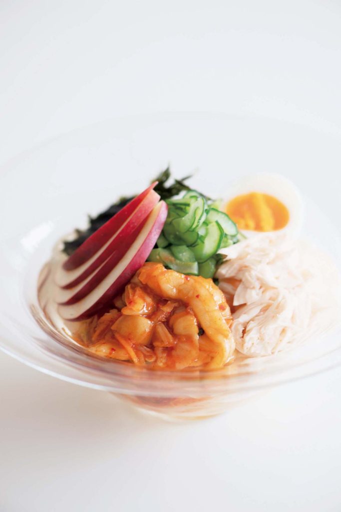蒸した日に、涼やかな料理とデザート。渡辺有子の料理教室3年目6月