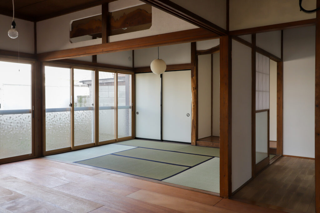 那須への移住者が、お店をしながら暮らせるように、住居部分は綺麗に整えてある。