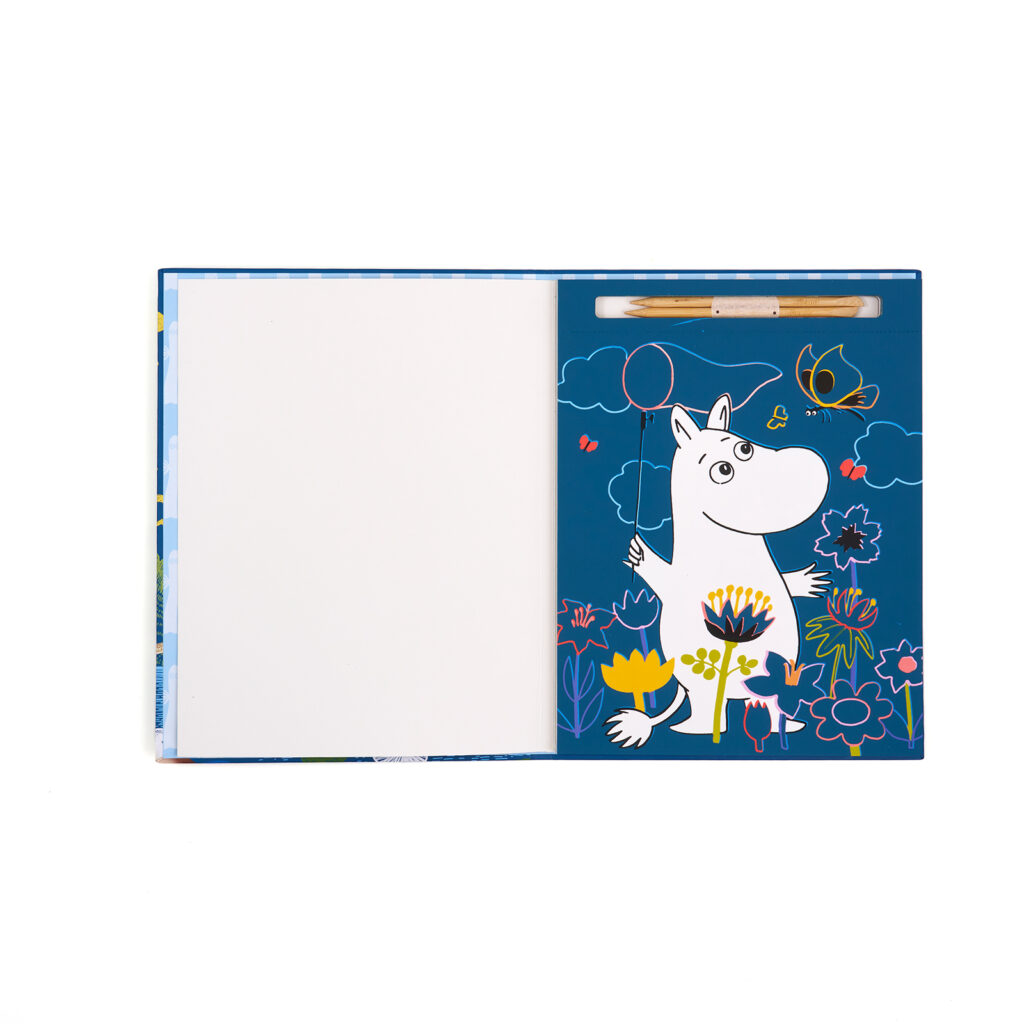 子どもも大人も夢中に。〈ボーネルンド〉とムーミンのコラボレーション商品が発売。