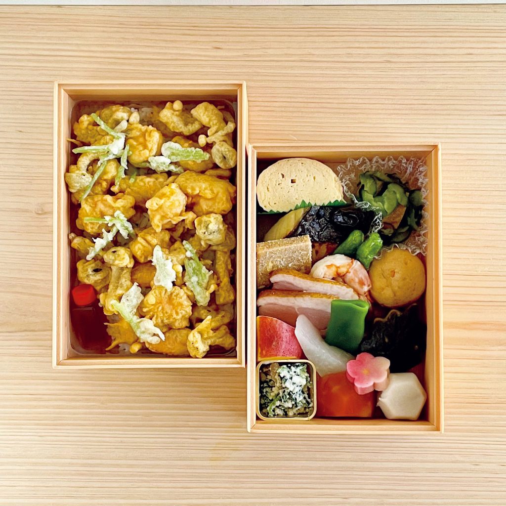 美しい盛り付けとメリハリある味わいが手元に。京都・祇園『京趣味 菱岩』の「折詰弁当・梅」。【幸せの折詰 vol.16】