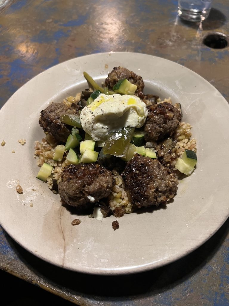 今日は誰とワインを飲もう。ずっと会いたワインが進む料理。 | ワインが進む料理。