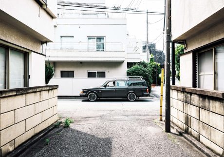 私とクルマ。新たに手に入れた自分だけの部屋。MAIKO OKUHARA × VOLVO 240 ESTATE