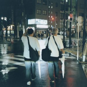 先輩と横浪さん 写真家のElaine Lam（リン・イーリン）の写真 | 先輩と横浪さん