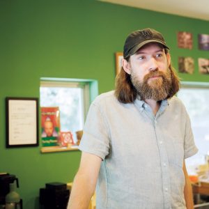 かつて幼稚園だった場所をミニシアターとしてオープン。山梨・上野原『CineYama』。マシュー・ケルソン　プロフィール