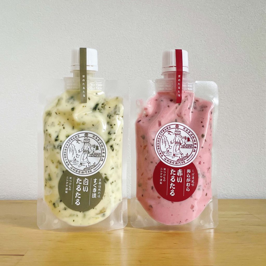 食感、酸味、鮮やかさ。漬物の個性をタルタルソースに。『京つけもの ニシダや』の赤いたるたる、白いたるたる。【調味料ハンター】