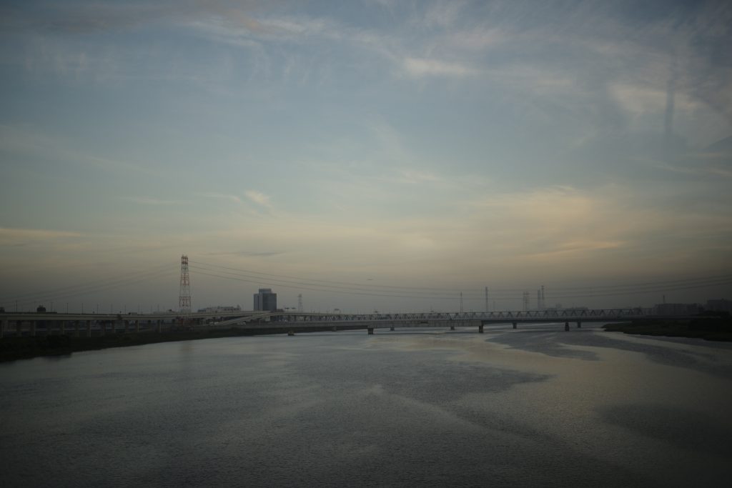 物件探しの帰り道、なんとかなるよ！ と、励ましてもらったときの静かな景色。理想の物件に出合うまで。後編 写真と文：溝口実穂（〈菓子屋ここのつ茶寮〉主宰）#3 | 物件探しの帰り道、なんとかなるよ！ と、励ましてもらったときの静かな景色。