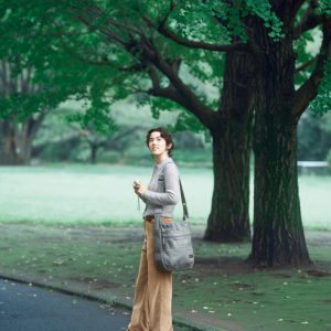 モデル、フォトグラファーの道木マヤさん〈ブリーフィング〉の2種類のモデルを体験
