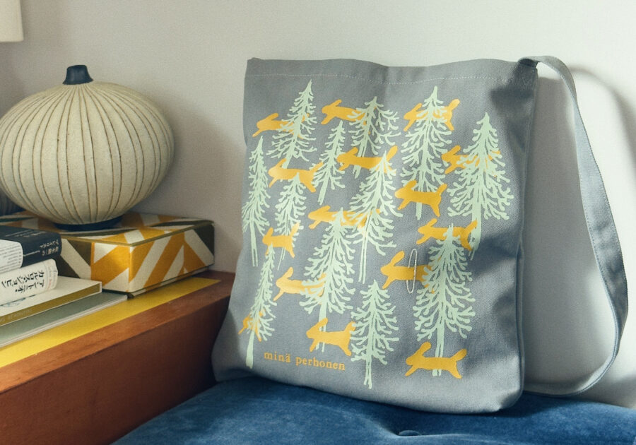 〈ミナ ペルホネン〉30周年を記念し、『&Premium』『Casa BRUTUS』による特別編集ムックが、12月23日 (火) に発売。