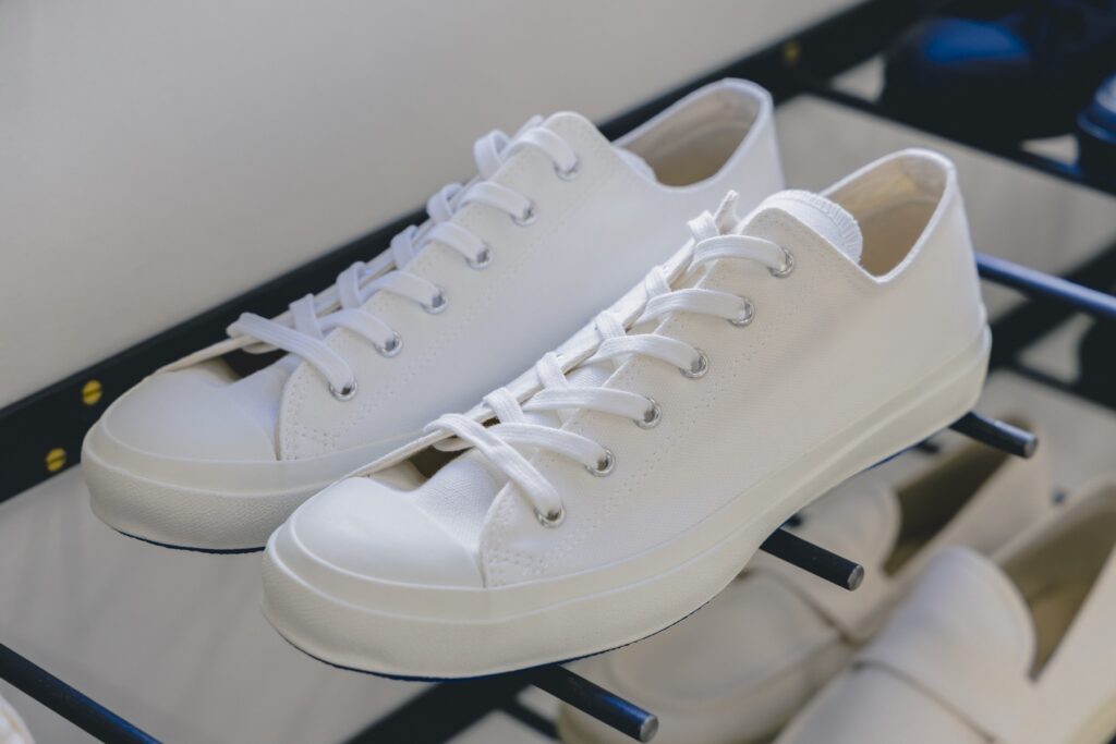 靴から、暮らしがひらく場所。〈ムーンスター〉が発祥の地、福岡・久留米に新店舗『PLATO MOONSTAR』をオープン。